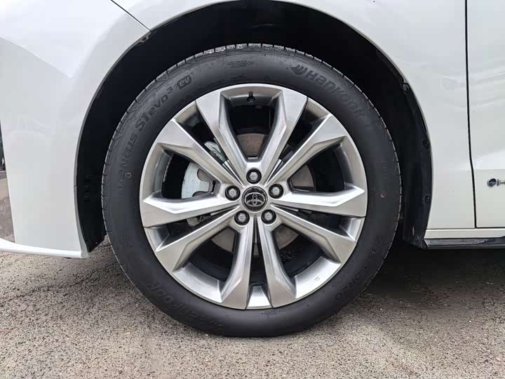 Toyota Sienna 2024 2024款 2.5L混动 至尊版