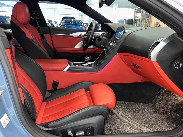 BMW 8 Series 2021 2021款 840i xDrive 四门轿跑车 M运动套装