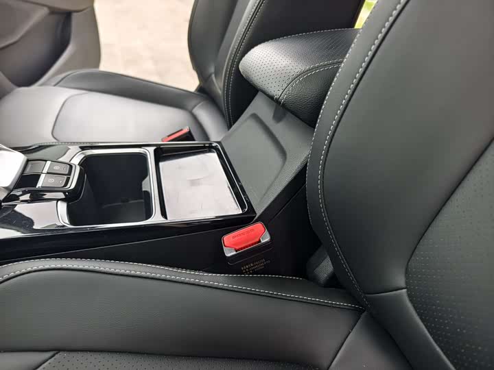 Maxus Mifa 5 2022 2022款 1.3T PLUG IN 尊享版 七座