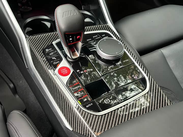 BMW M3 2026 2026款 M3旅行版 M xDrive 雷霆版