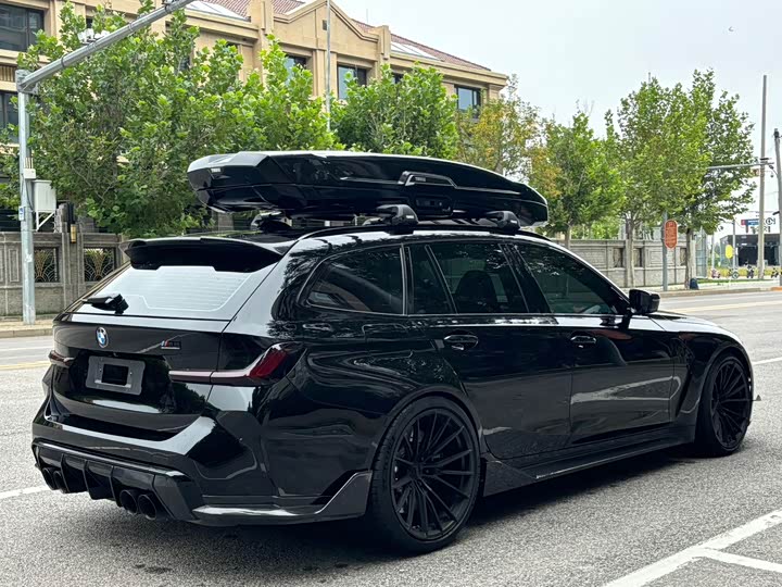 BMW M3 2026 2026款 M3旅行版 M xDrive 雷霆版