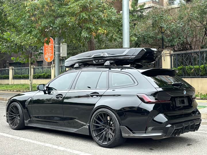 BMW M3 2026 2026款 M3旅行版 M xDrive 雷霆版