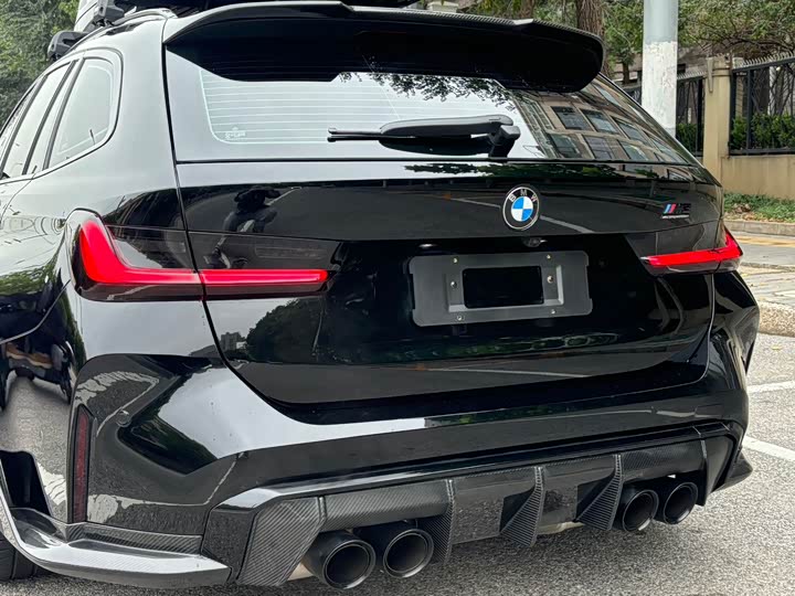 BMW M3 2026 2026款 M3旅行版 M xDrive 雷霆版