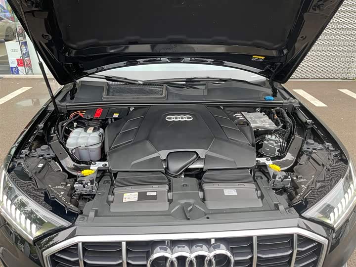Audi Q7 2024 2024款 55 TFSI quattro S line运动型
