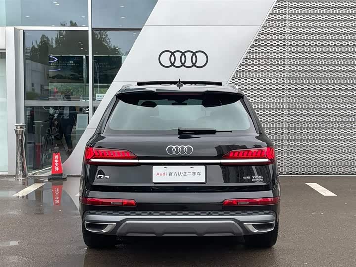 Audi Q7 2024 2024款 55 TFSI quattro S line运动型