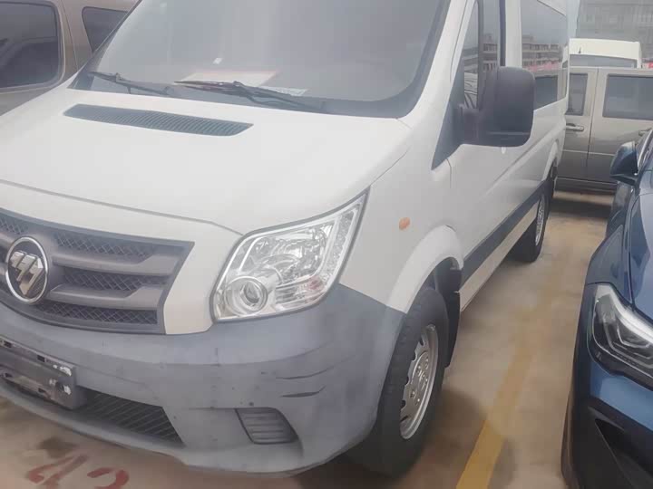 Foton Tuyano 2023 2023款 2.0T手动都市版短轴中顶后单胎5/6/9座