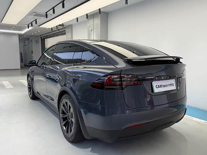 Tesla Model X 2023 2023款 双电机全轮驱动版