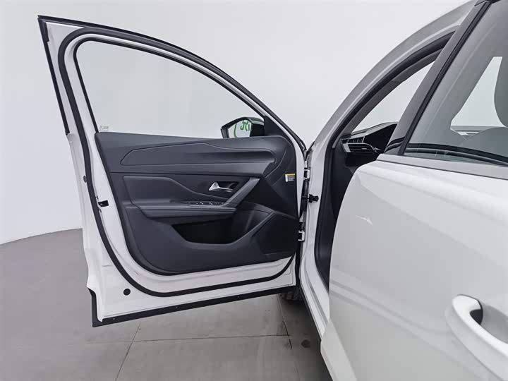 Peugeot 408X 2023 2023款 引力版