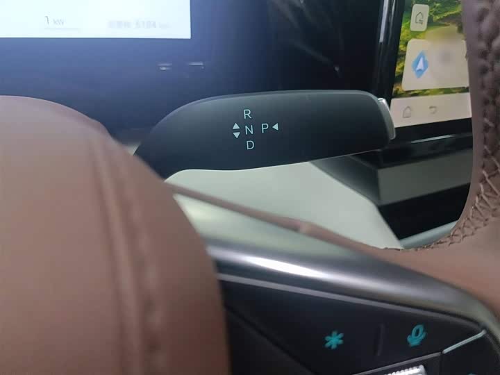 BYD Xia 2025 2025款 DM-i 1.5T 180km 卓越型