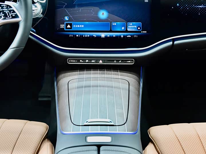 Mercedes-Benz E-Class Hybrid 2024 2024款 E 350 e L 插电式混合动力轿车