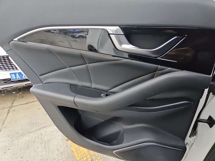 Bestune B70S 2022 2022款 黑武士共创版 1.5T 热血骑士