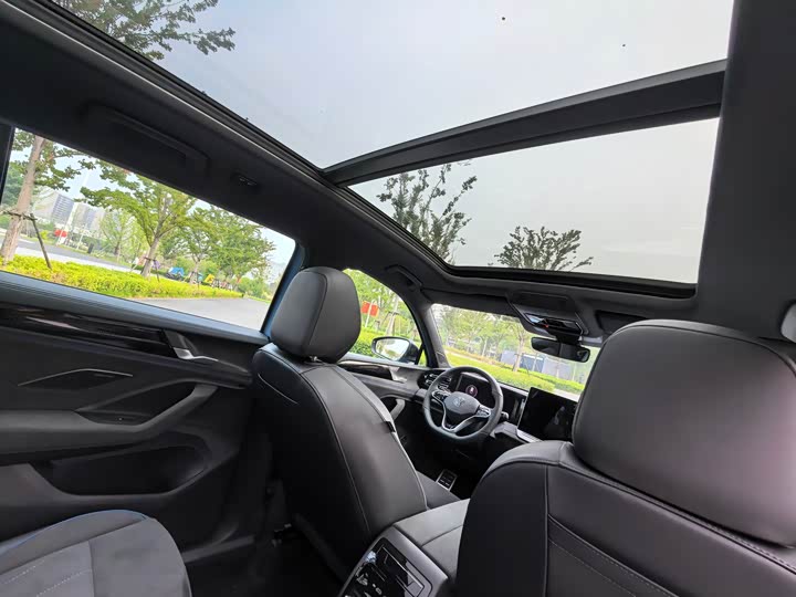 Volkswagen Tiguan L Pro 2024 2024款 PRO 380TSI 四驱R-Line智尊版