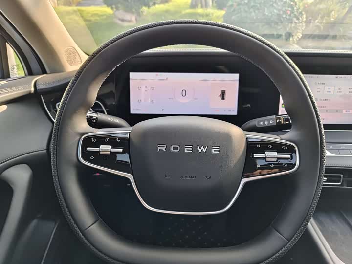 Roewe D7 2023 2023款 DMH 125km 超越版