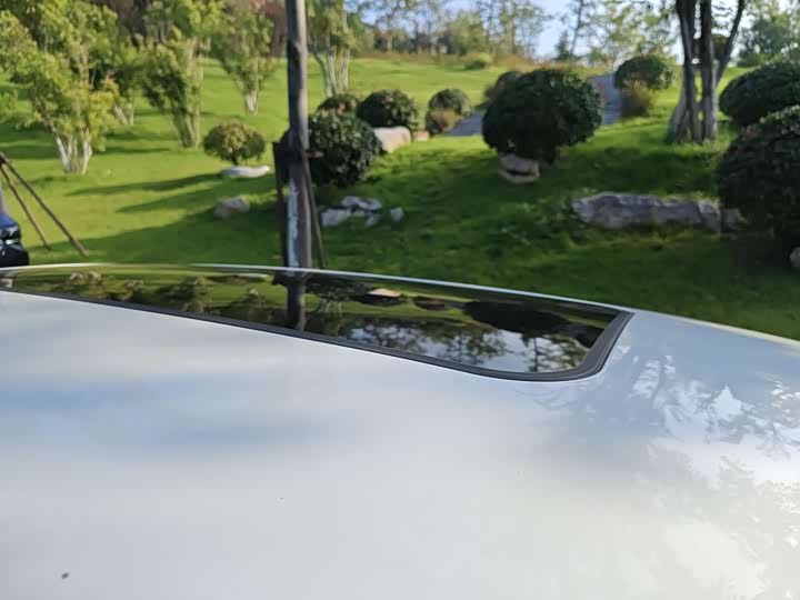 Roewe D7 2023 2023款 DMH 125km 超越版