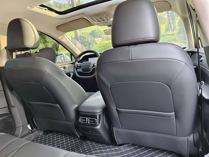 Roewe D7 2023 2023款 DMH 125km 超越版