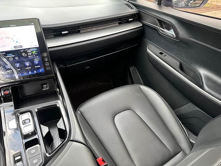 Hyundai Custo 2024 2024款 270TGDi LUX 尊贵版