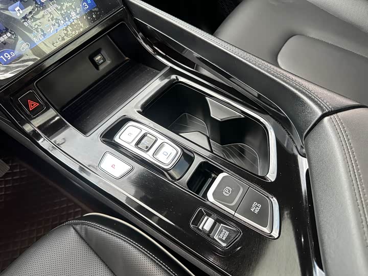 Hyundai Custo 2024 2024款 270TGDi LUX 尊贵版