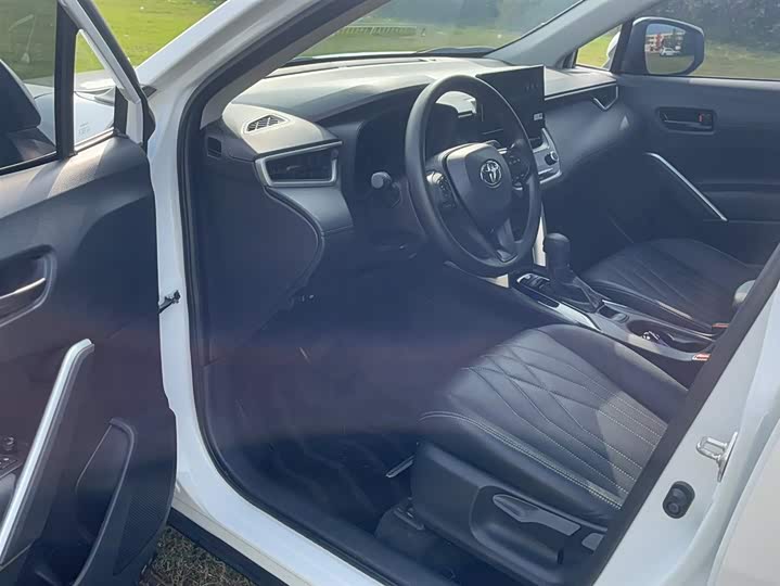 Toyota Corolla Cross 2024 2024款 2.0L 精英版