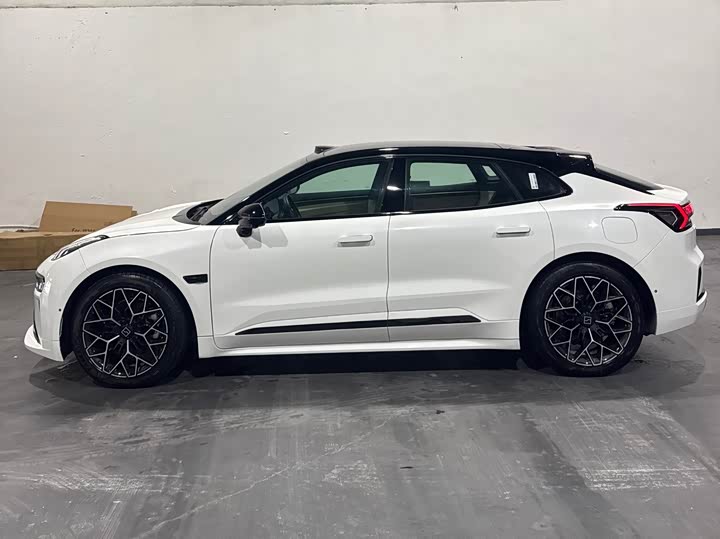 Zeekr 001 2025 2025款 WE版 95kWh 四驱