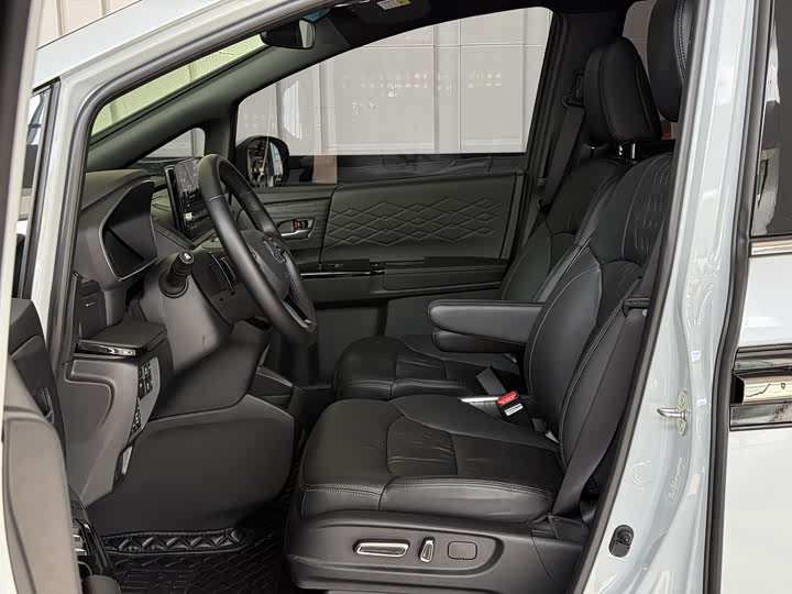 Honda Elysion 2024 2024款 2.0L e:HEV 豪华版