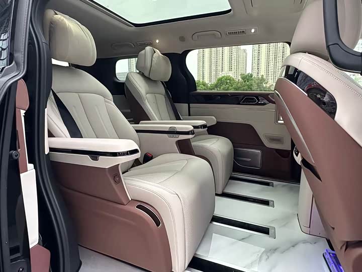 BYD Xia 2025 2025款 DM-i 1.5T 180km 卓越型