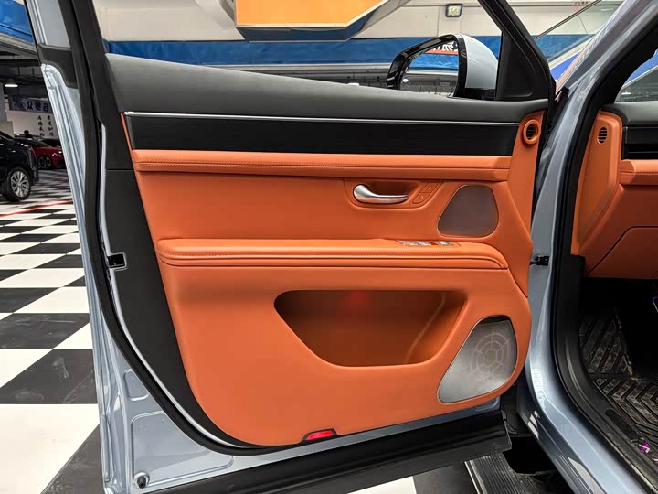 Aito M7 2024 2024款 1.5T 智驾四驱Ultra版 5座