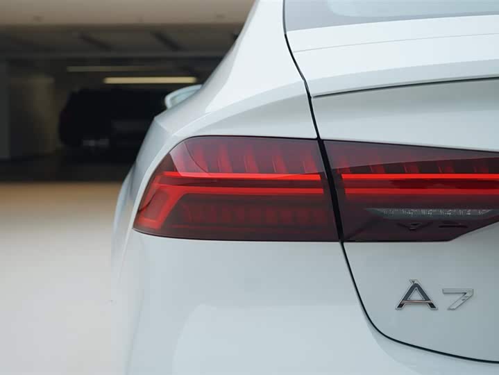 Audi A7 2025 2025款 45 TFSI 臻选型