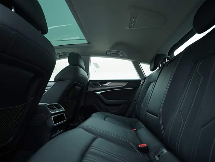 Audi A7 2025 2025款 45 TFSI 臻选型