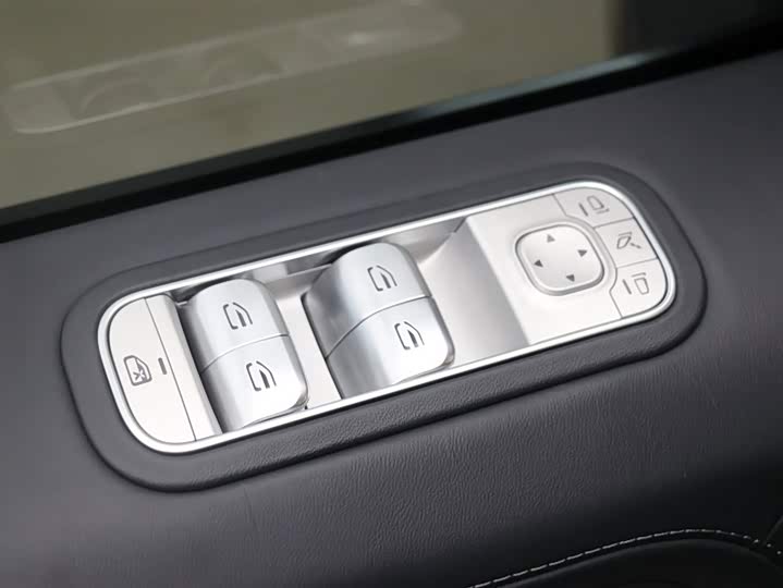 Mercedes-Benz G-Class 2024 2024款 G 500 典藏版