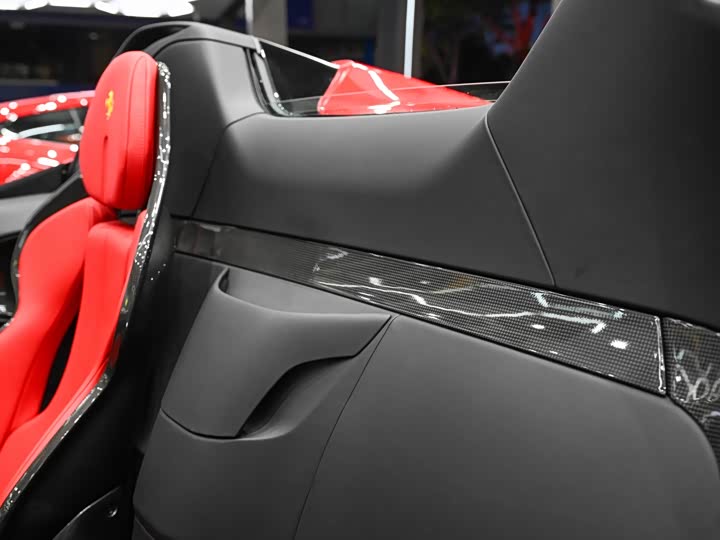 Ferrari SF90 2021 2021款 3.9T V8 Spider