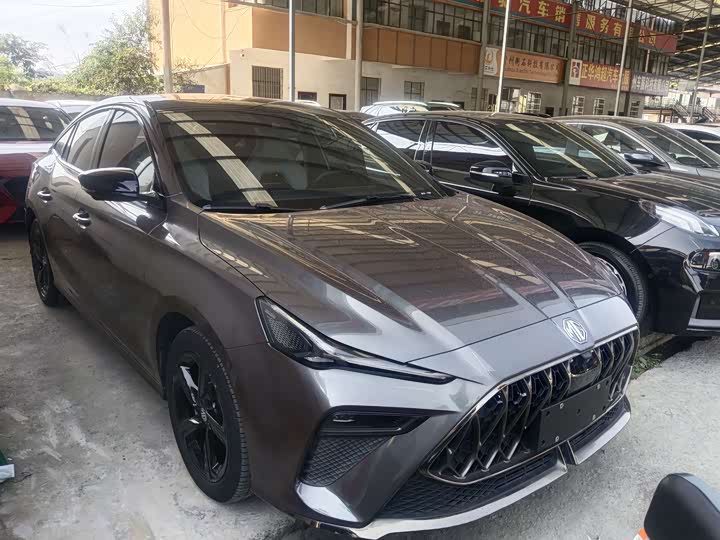 MG Motor 5 Scorpio 2022 2022款 1.5T Trophy运动旗舰版