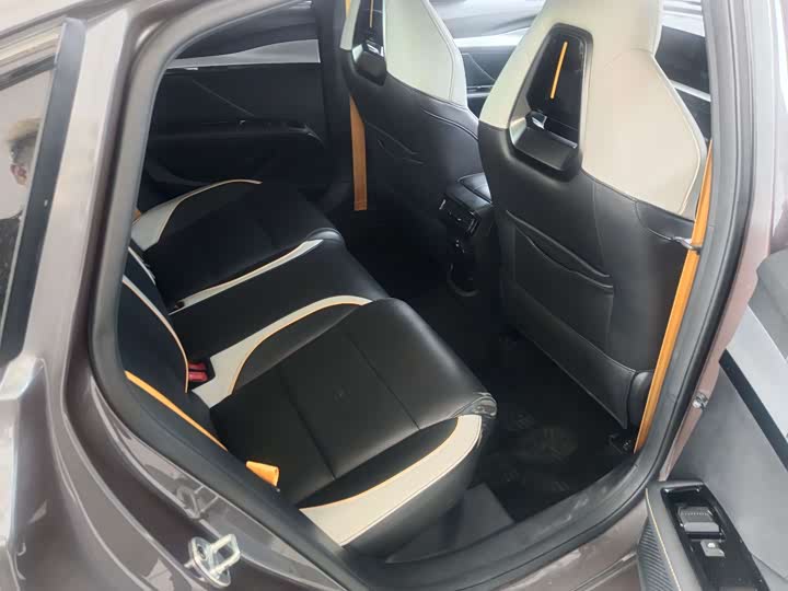 MG Motor 5 Scorpio 2022 2022款 1.5T Trophy运动旗舰版