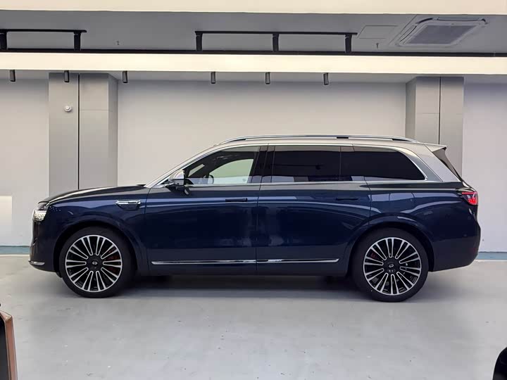 Aito M9 2025 2025款 纯电 Ultra版 100kWh 5座版