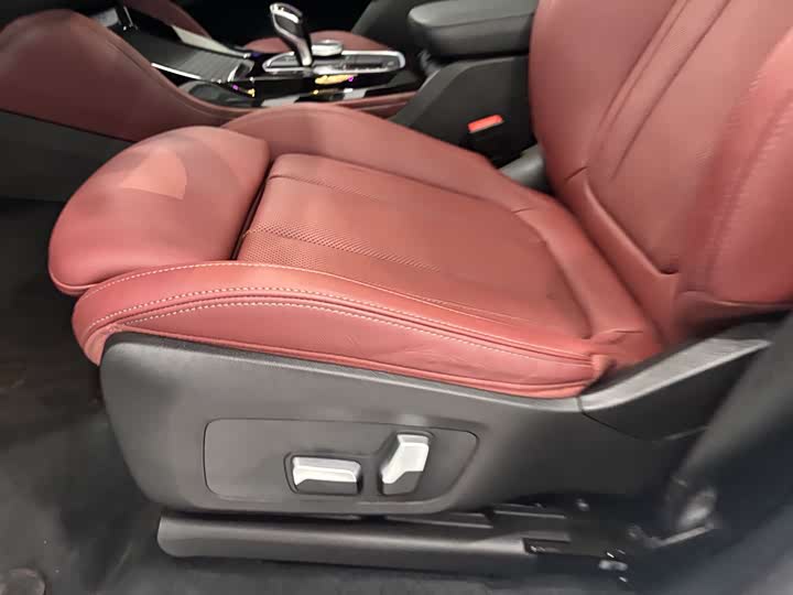 BMW X4 2022 2022款 xDrive 25i M运动套装