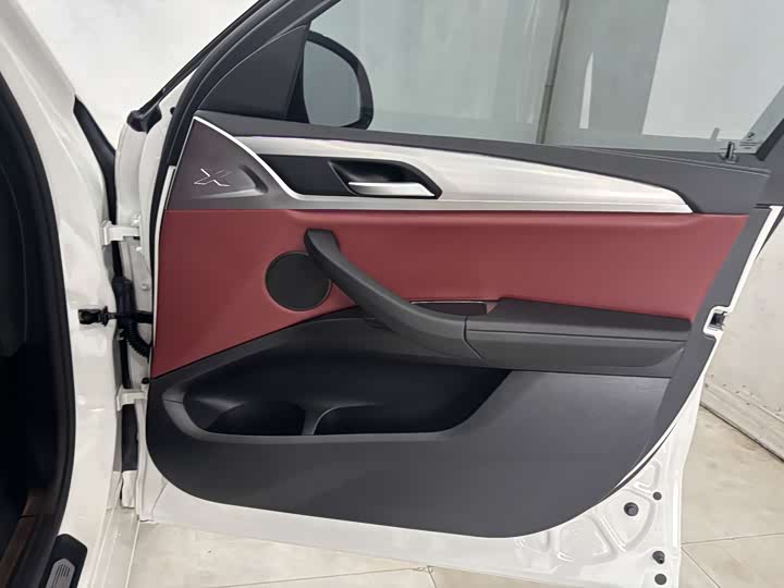 BMW X4 2022 2022款 xDrive 25i M运动套装