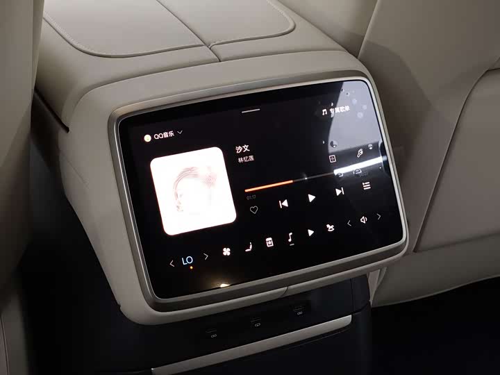 Nio Onvo L90 2025 2025款 Max 六座版