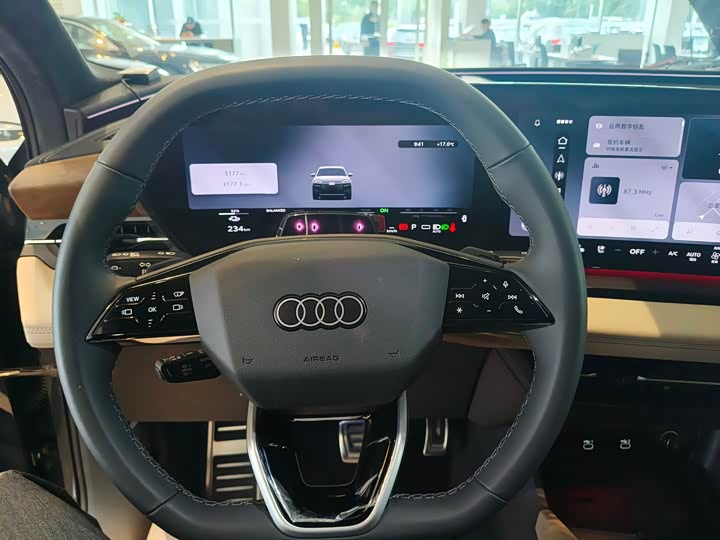 Audi Q6L e-tron 2026 2026款 首发领航版
