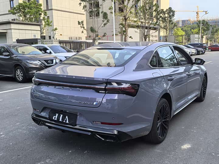 Geely Preface L 2024 2024款 油混 1.5TD 天宫版