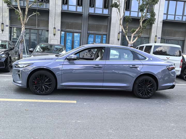 Geely Preface L 2024 2024款 油混 1.5TD 天宫版