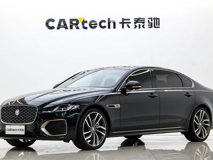 Jaguar XF L 2024 2024款 2.0T P300 四驱旗舰运动鎏金版