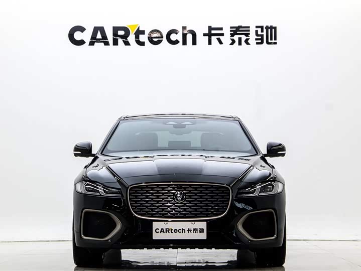 Jaguar XF L 2024 2024款 2.0T P300 四驱旗舰运动鎏金版