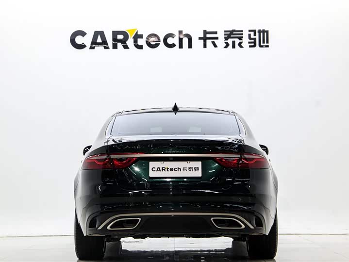 Jaguar XF L 2024 2024款 2.0T P300 四驱旗舰运动鎏金版