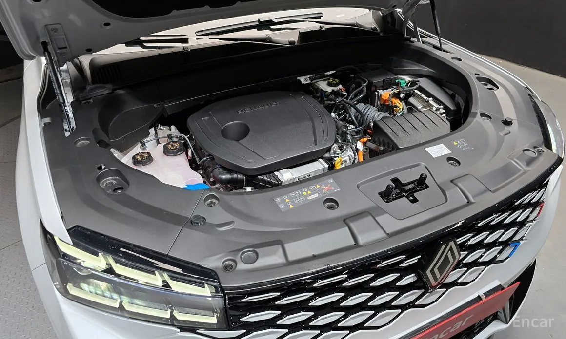 Renault Grand Koleos 2024 1.5 E-TECH Iconic 2WD