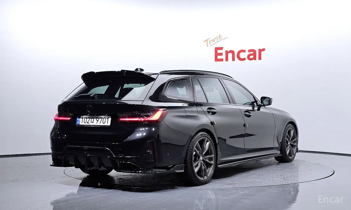 BMW 3 Series 2019 320i Touring M Sports