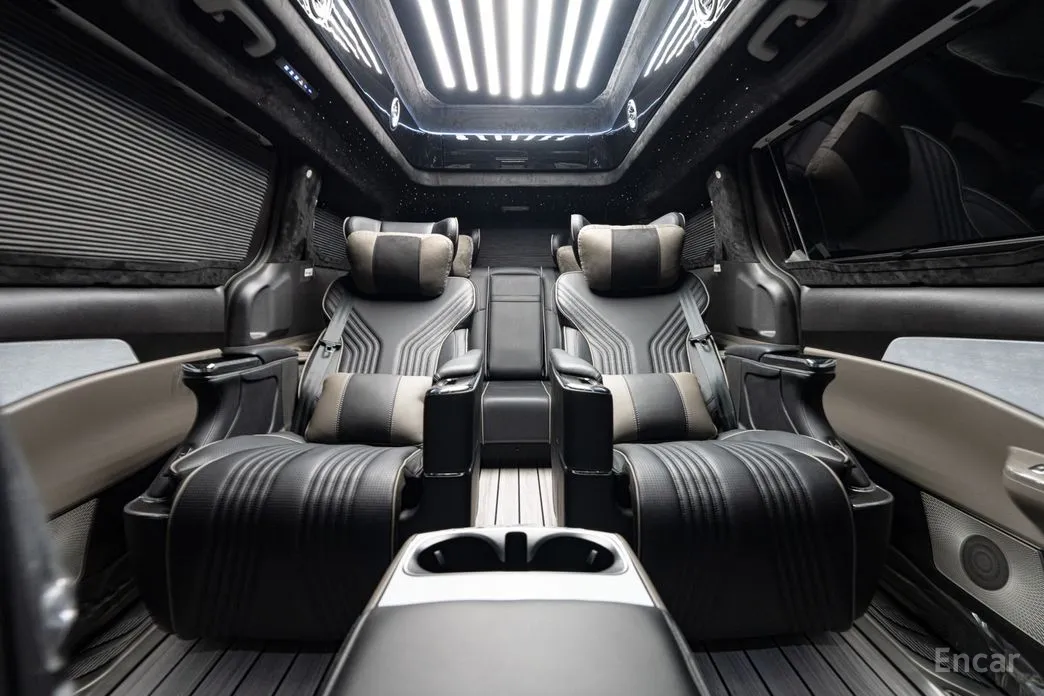 Kia Carnival 2023 Gasoline 9-Seater Hi Limousine (7-seater Limousine(Special vehicle)