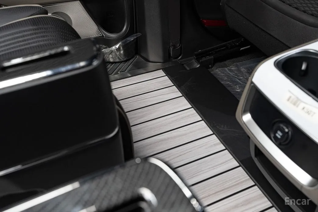 Kia Carnival 2023 Gasoline 9-Seater Hi Limousine (7-seater Limousine(Special vehicle)