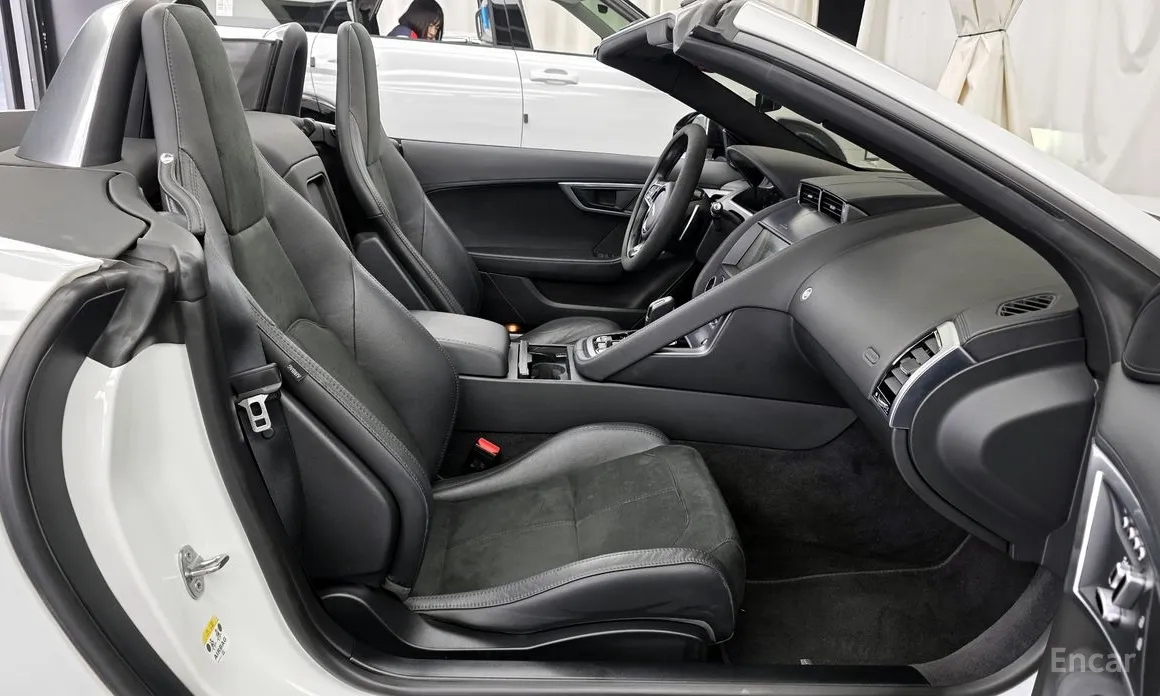 Jaguar F-Type 2013 P300 Convertible