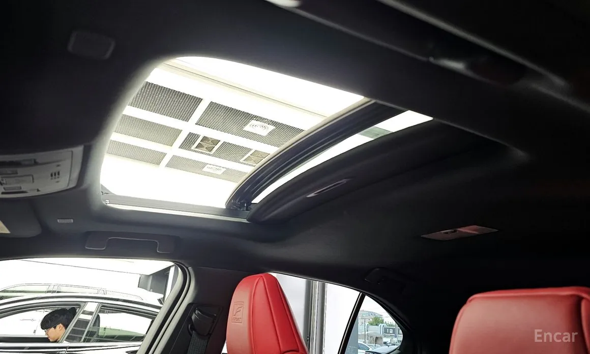 Lexus UX 2019 2.0 F-Sport 2WD