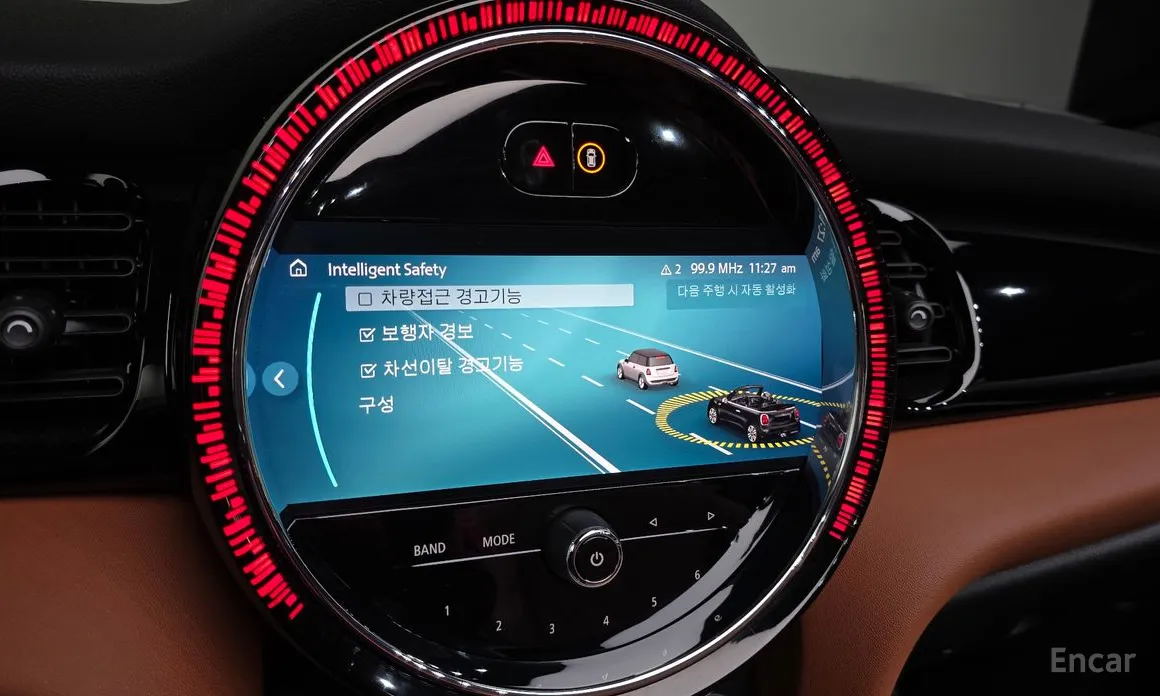 Mini Cooper Convertible 2001 Classic Launch Pack