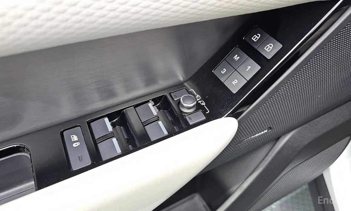 Land Rover Range Rover Velar 2017 2.0 P250 R-Dynamic SE